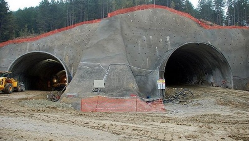 Zonguldak'ta, Mithatpaşa Tünelleri'nin Yapımına Yeniden Başlandı