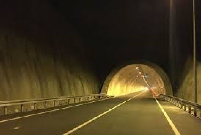 Projeleri Su-Yapı  Tarafından Hazırlanan Umman’ın İlk Kara Yolu Tünelleri Trafiğe Açıldı