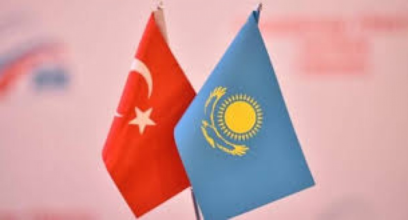Kazakistan Türk  şirketlerine yatırım çağrısı yaptı