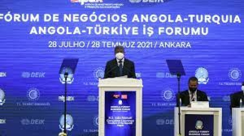 Türk şirketlerine Angola'ya Yatırım Çağrısı Yapıldı