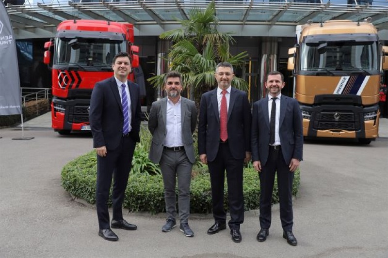 Renault Trucks Türkiye, 2022 Yılını İthal Ürünler Arasında Lider Olarak Tamamladı 