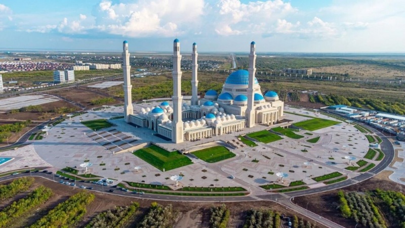 Kazakistan Astana Ulu Cami, Enerji Kullanımını Azaltmak İçin Danfoss Termal Isıtma Çözümünü Kurdu