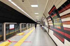 Çelikler-Fernas-Güryapı Ortaklığı, Altunizade-Bosna Metro Projesi, Peron Ayırıcı Kapı Sistemi İşine İlişkin AstraG ile Sözleşme İmzaladı